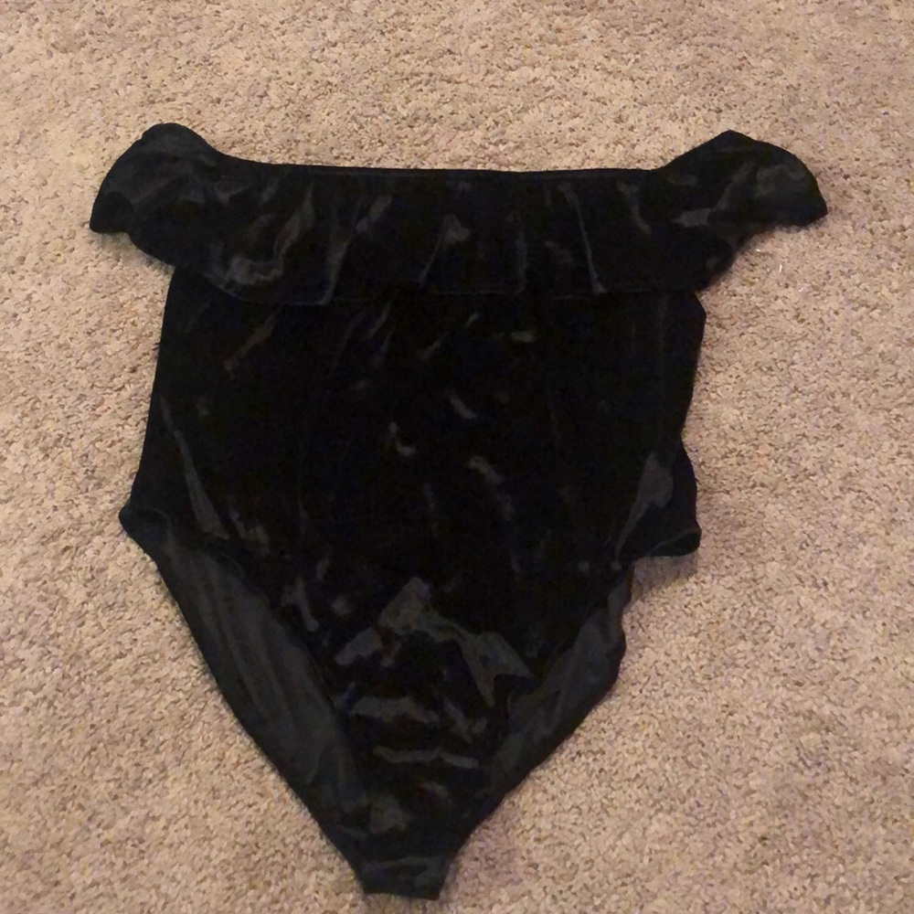 Velvet off the shoulder bodysuit!